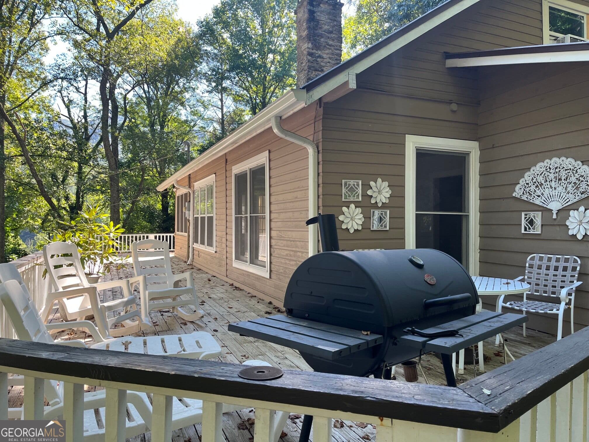 3 bedroom, 1.5 bathroom, 1,925 sq ft single family residence for rent at 3835 Highway 441, Rabun Gap, GA 30568 for $1,900 a month — photo 3