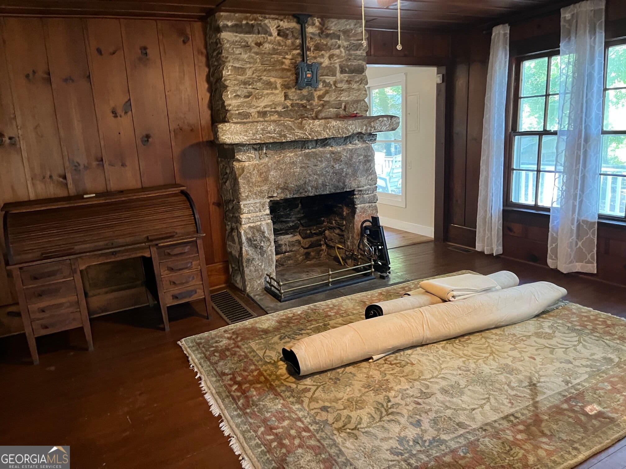 3 bedroom, 1.5 bathroom, 1,925 sq ft single family residence for rent at 3835 Highway 441, Rabun Gap, GA 30568 for $1,900 a month — photo 5