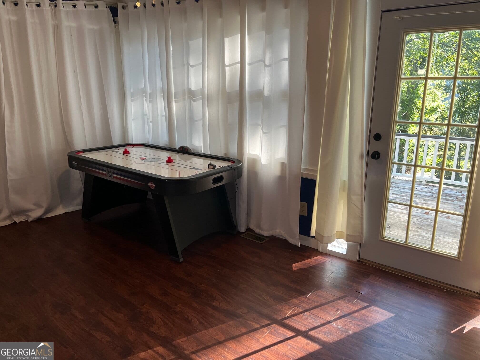 3 bedroom, 1.5 bathroom, 1,925 sq ft single family residence for rent at 3835 Highway 441, Rabun Gap, GA 30568 for $1,900 a month — photo 8