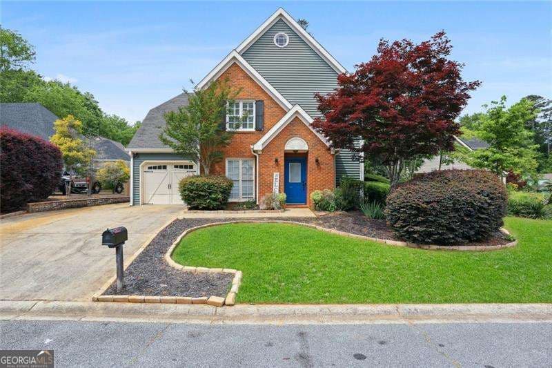 3 bedroom, 2.5 bathroom, 2,036 sq ft single family residence sold at 321 Hickory Walk, Marietta, GA 30064