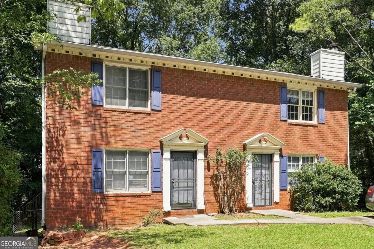 2 bedroom, 1.5 bathroom, 1,200 sq ft single family residence for rent at 5344 Ridgemere Court, Stone Mountain, GA 30083 for $1,250 a month — photo 2