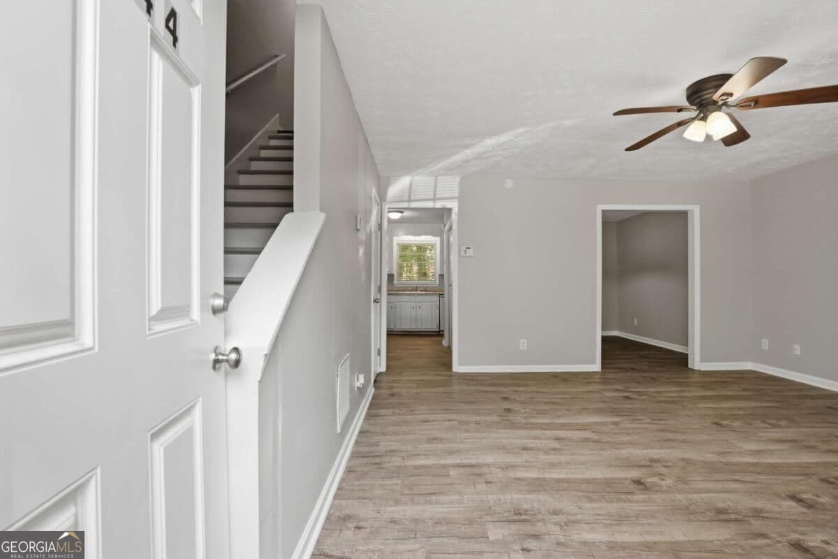 2 bedroom, 1.5 bathroom, 1,200 sq ft single family residence for rent at 5344 Ridgemere Court, Stone Mountain, GA 30083 for $1,250 a month — photo 3