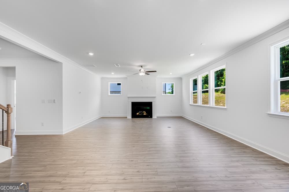 4 bedroom, 3.5 bathroom, 3,067 sq ft single family residence for sale at 4003 Dantry Lane, Buford, GA 30519 — photo 9