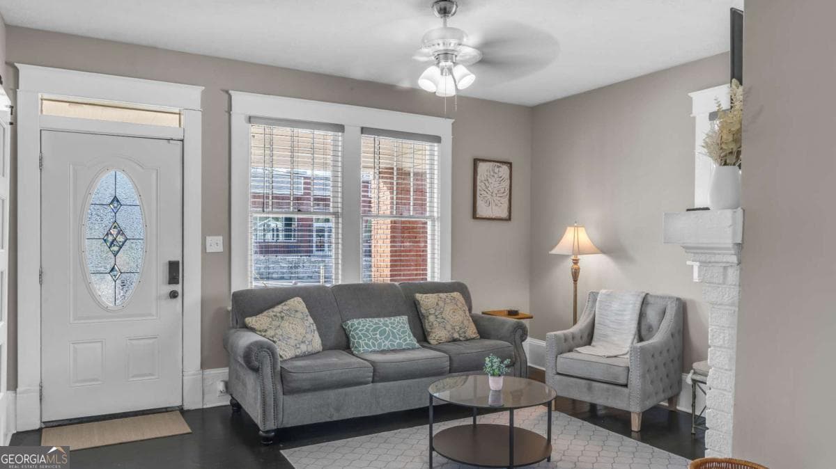 3 bedroom, 1 bathroom, 1,247 sq ft single family residence for rent at 2882 Church Street, East Point, GA 30344 for $2,350 a month — photo 3