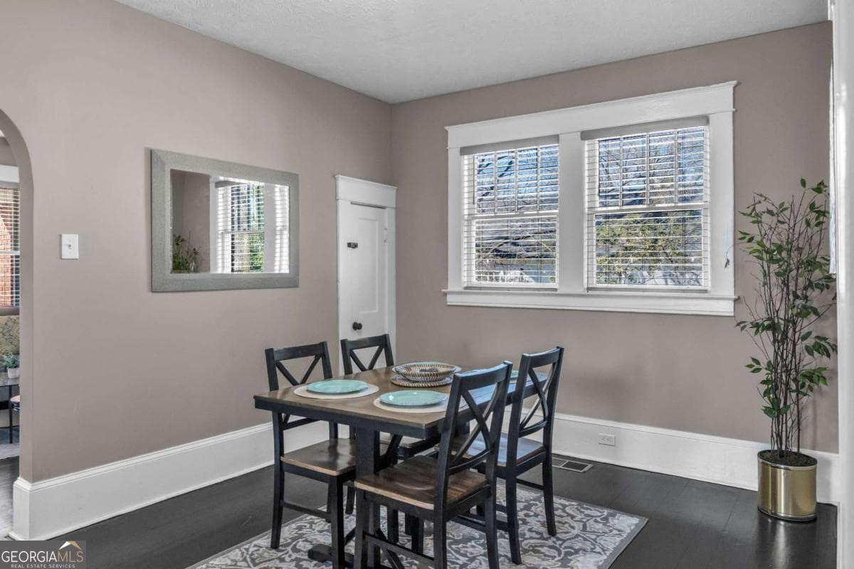 3 bedroom, 1 bathroom, 1,247 sq ft single family residence for rent at 2882 Church Street, East Point, GA 30344 for $2,350 a month — photo 4