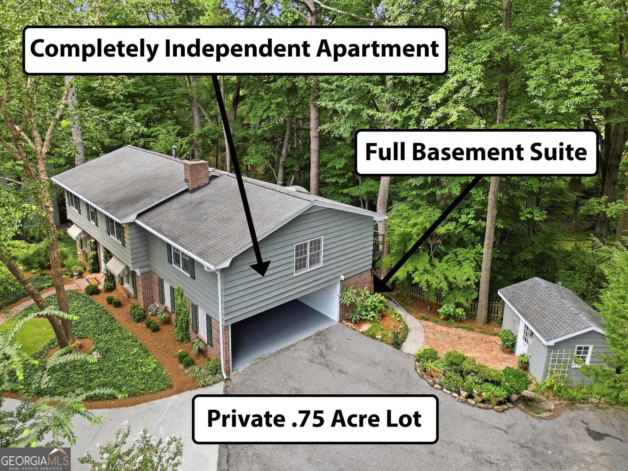 6 bedroom, 4.5 bathroom, 3,927 sq ft single family residence for sale at 2896 Faraday Court, Decatur, GA 30033 — photo 2