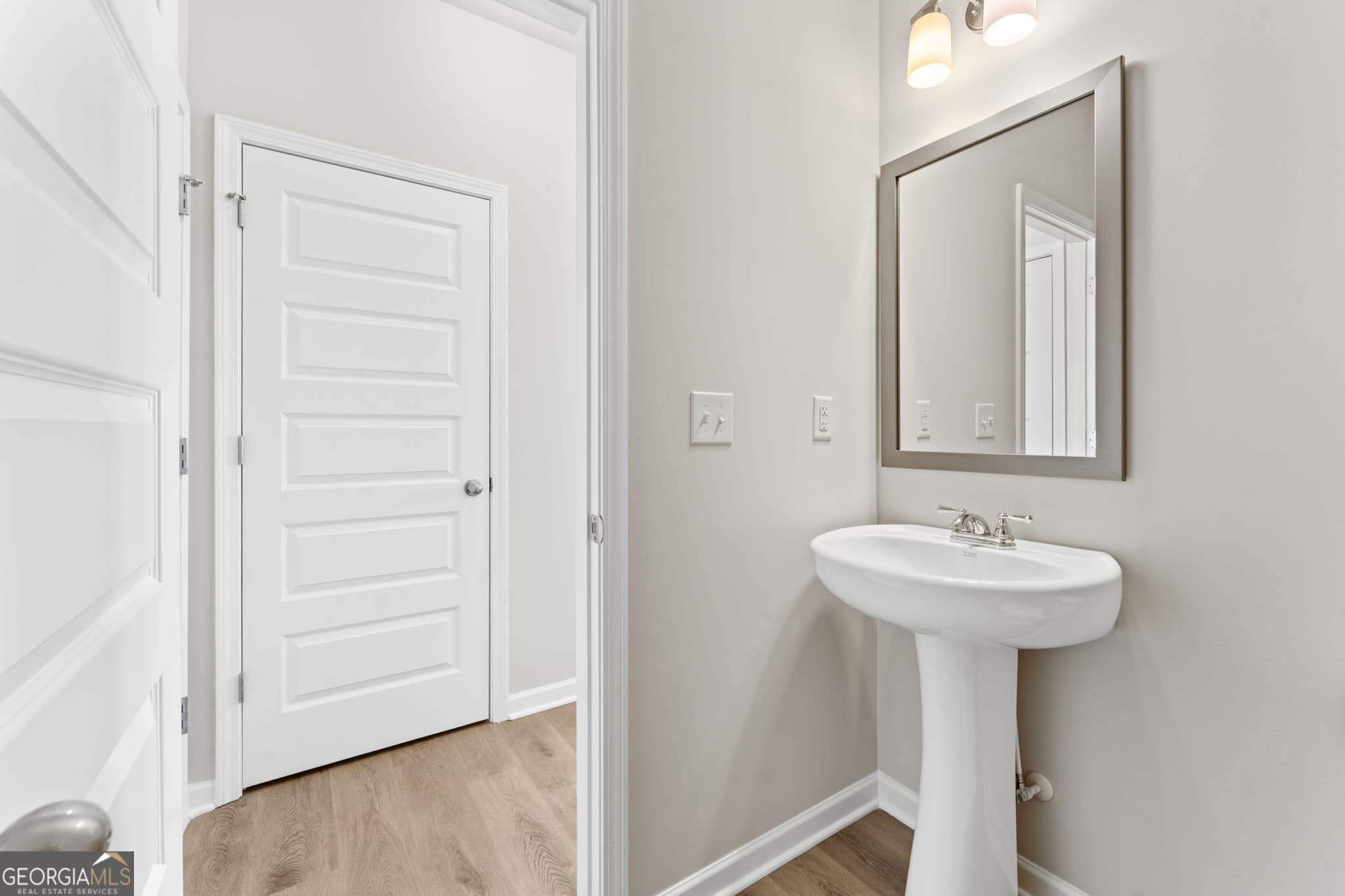 4 bedroom, 2.5 bathroom, 2,148 sq ft single family residence for sale at 5975 Spring Way, Stonecrest, GA 30038 — photo 9