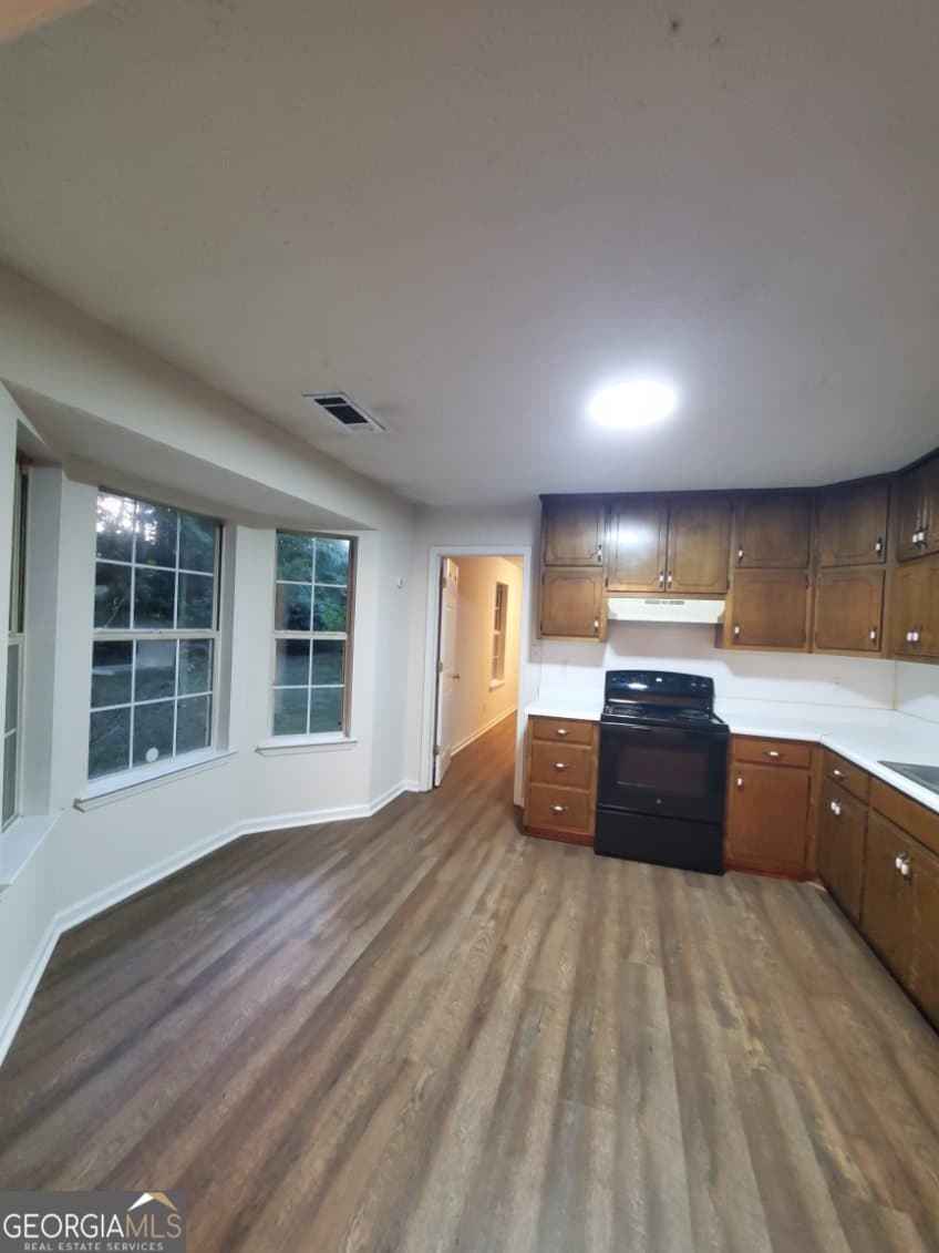 3 bedroom, 2 bathroom, 1,693 sq ft single family residence for rent at 217 Sweetgum Lane, Stockbridge, GA 30281 for $1,850 a month — photo 4
