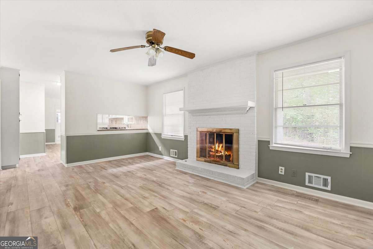 3 bedroom, 2 bathroom, 1,798 sq ft single family residence for sale at 1267 Sycamore Drive, Lilburn, GA 30047 — photo 6