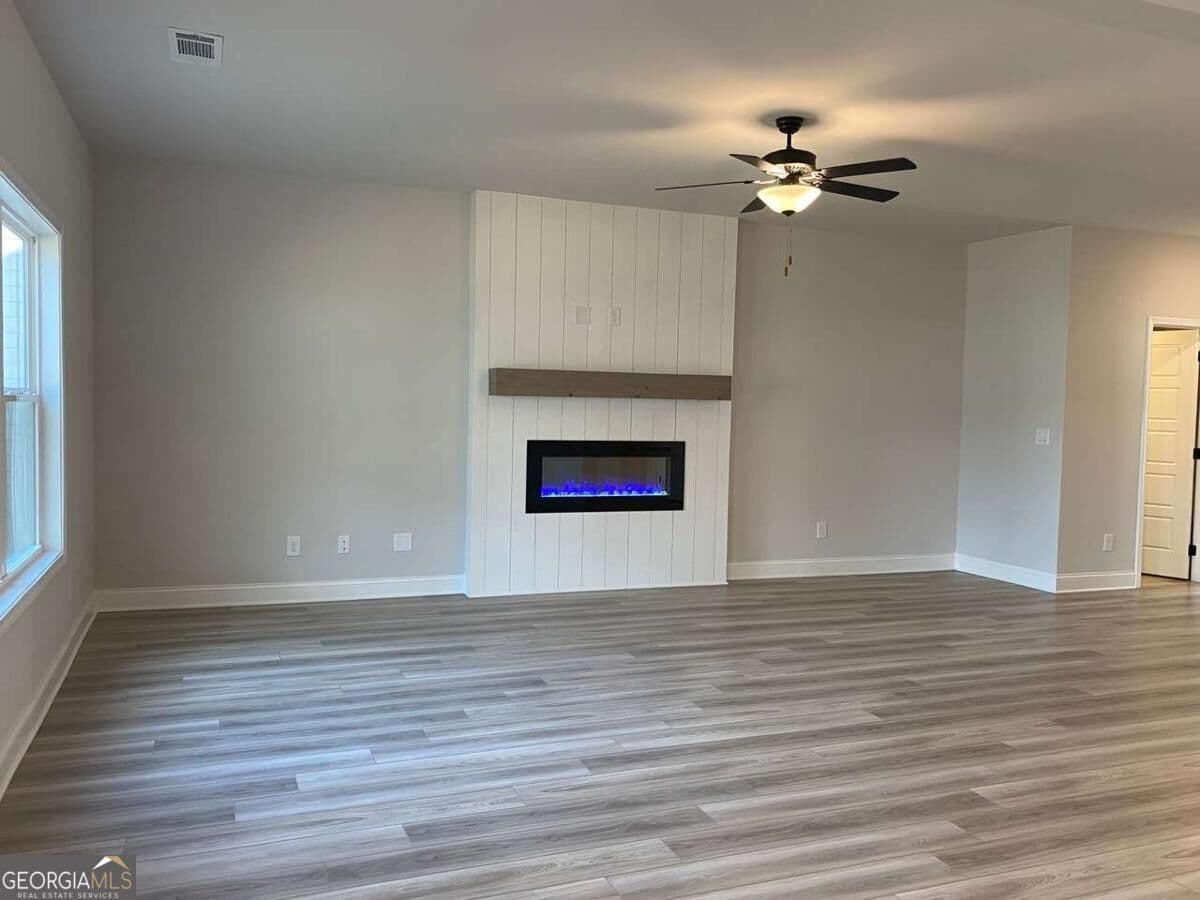 4 bedroom, 2.5 bathroom, 2,430 sq ft single family residence for rent at 72 Station Overlook Drive, Auburn, GA 30011 for $2,500 a month — photo 5