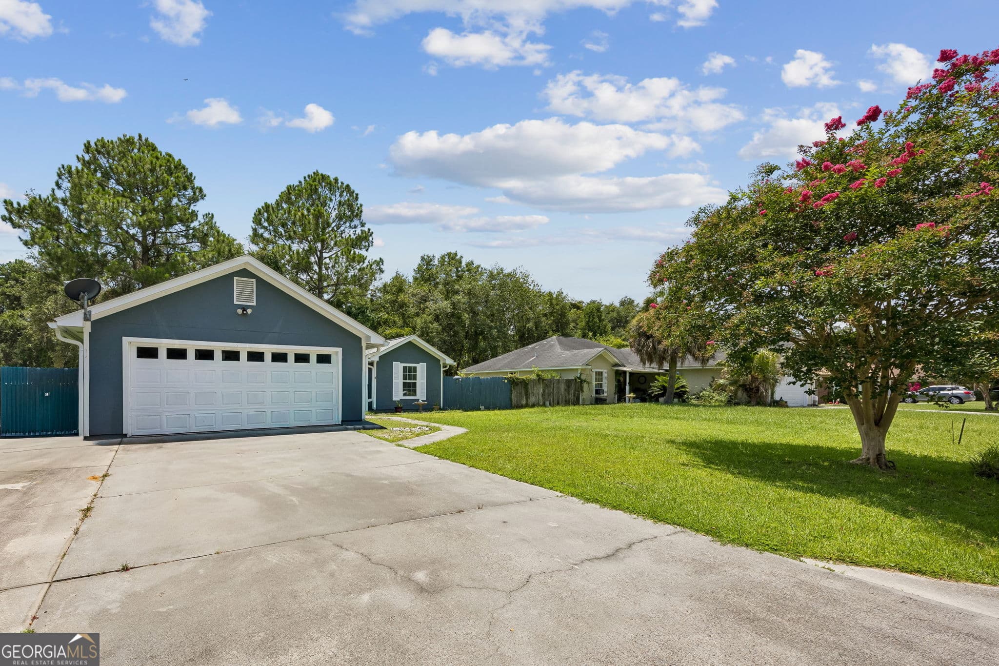 3 bedroom, 2 bathroom, 1,619 sq ft single family residence for sale at 158 Plantation Oaks Drive, St. Marys, GA 31558 — photo 3