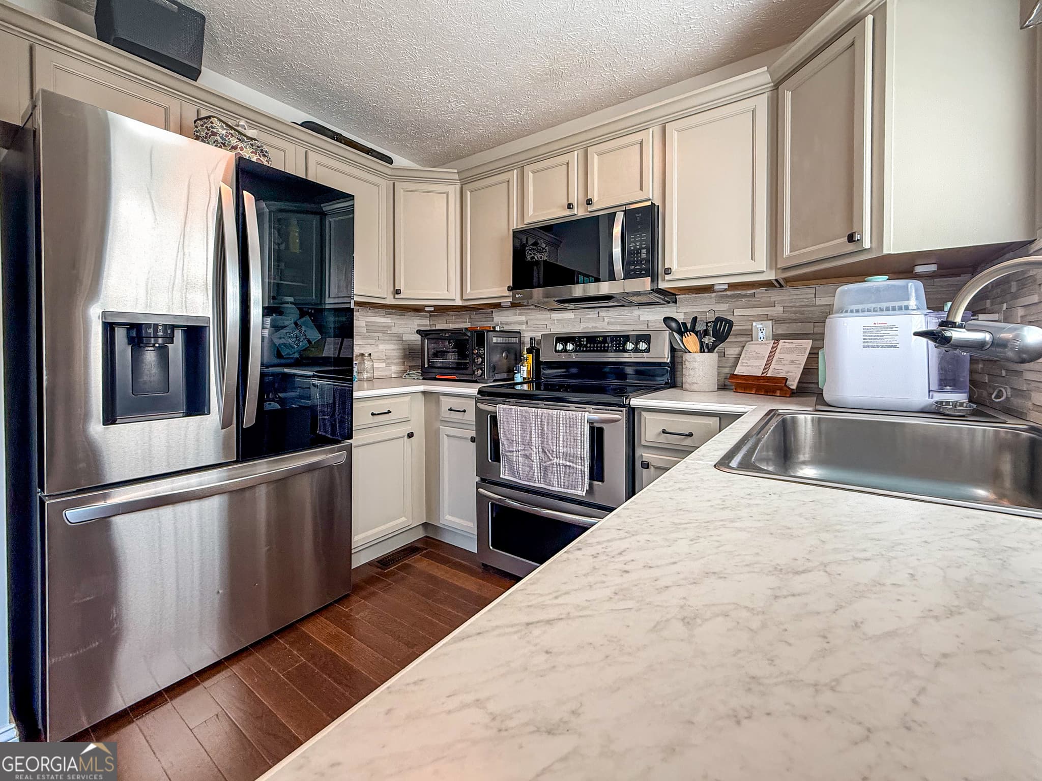 3 bedroom, 2 bathroom, 1,120 sq ft single family residence for sale at 39 E Point Drive, Dahlonega, GA 30533 — photo 9