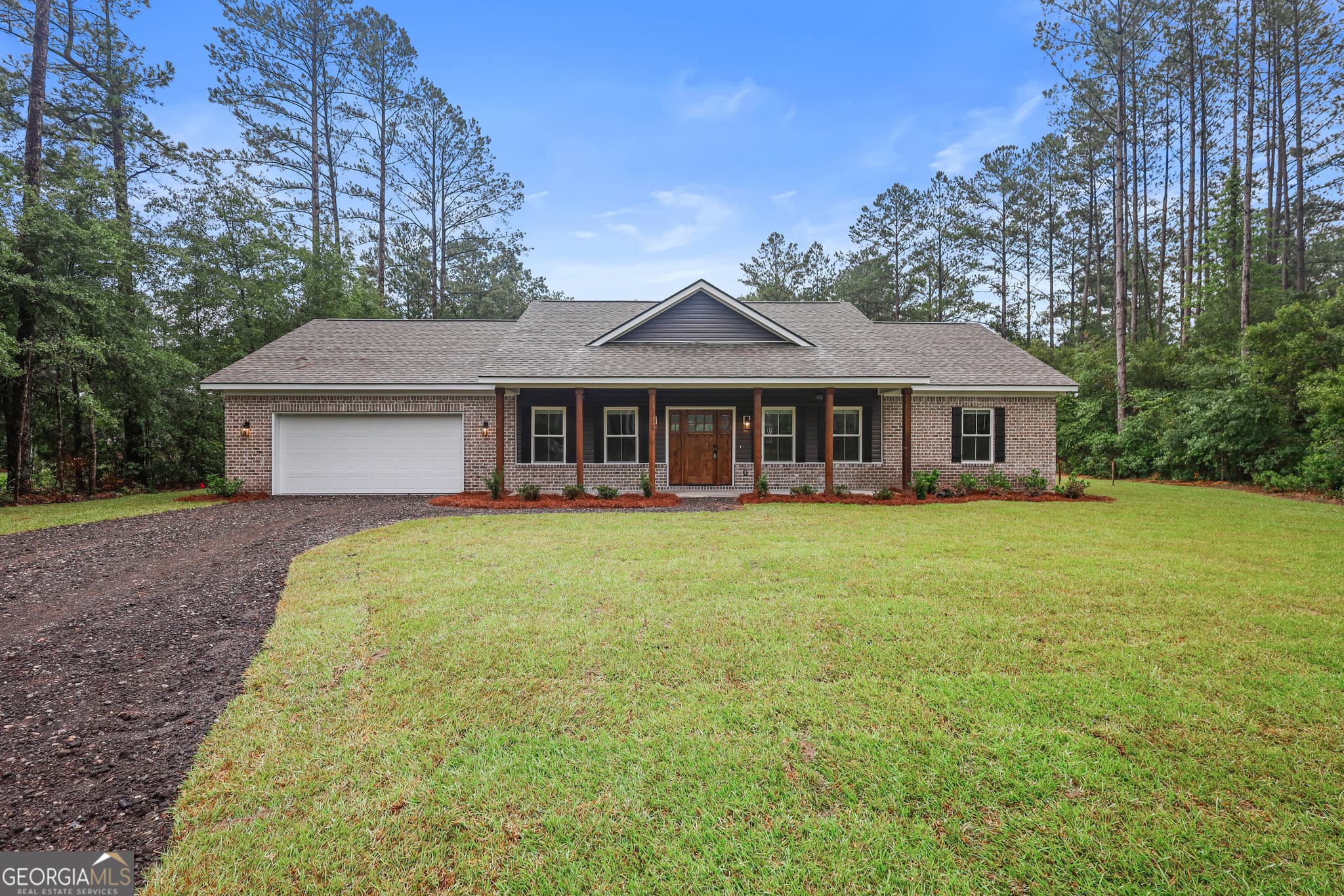 4 bedroom, 2 bathroom, 2,273 sq ft single family residence under contract at 112 Dixie Drive, Springfield, GA 31329 — photo 2