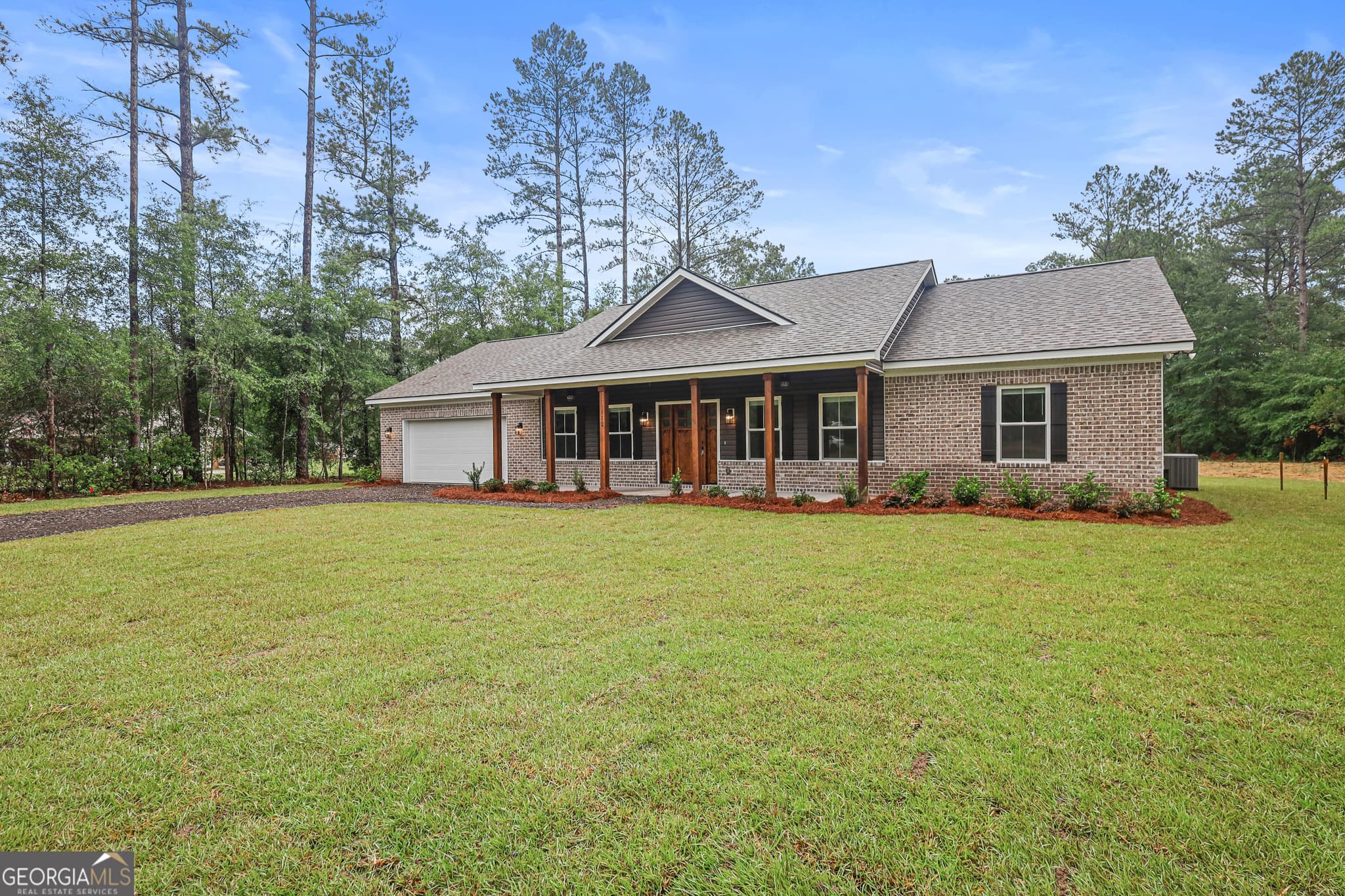 4 bedroom, 2 bathroom, 2,273 sq ft single family residence under contract at 112 Dixie Drive, Springfield, GA 31329