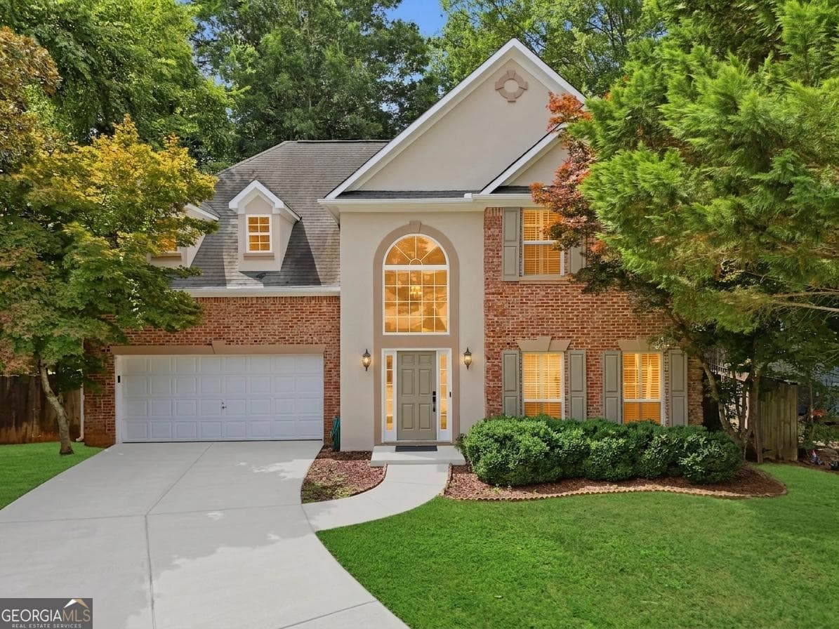 3 bedroom, 2.5 bathroom, 2,073 sq ft single family residence sold at 305 Bloomfield Court, Roswell, GA 30075