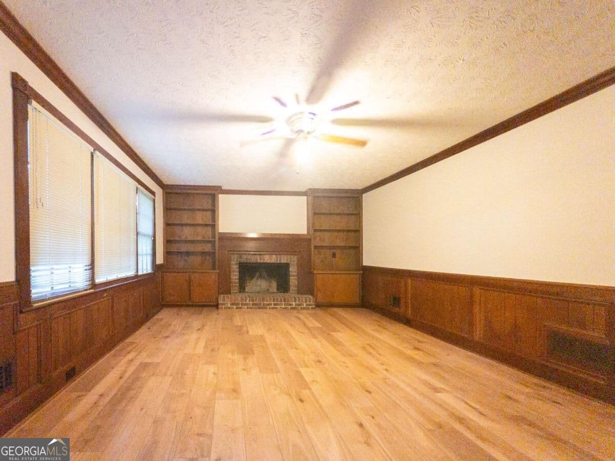4 bedroom, 2.5 bathroom, 2,779 sq ft single family residence for sale at 965 Millbrook Court, Tucker, GA 30084 — photo 6