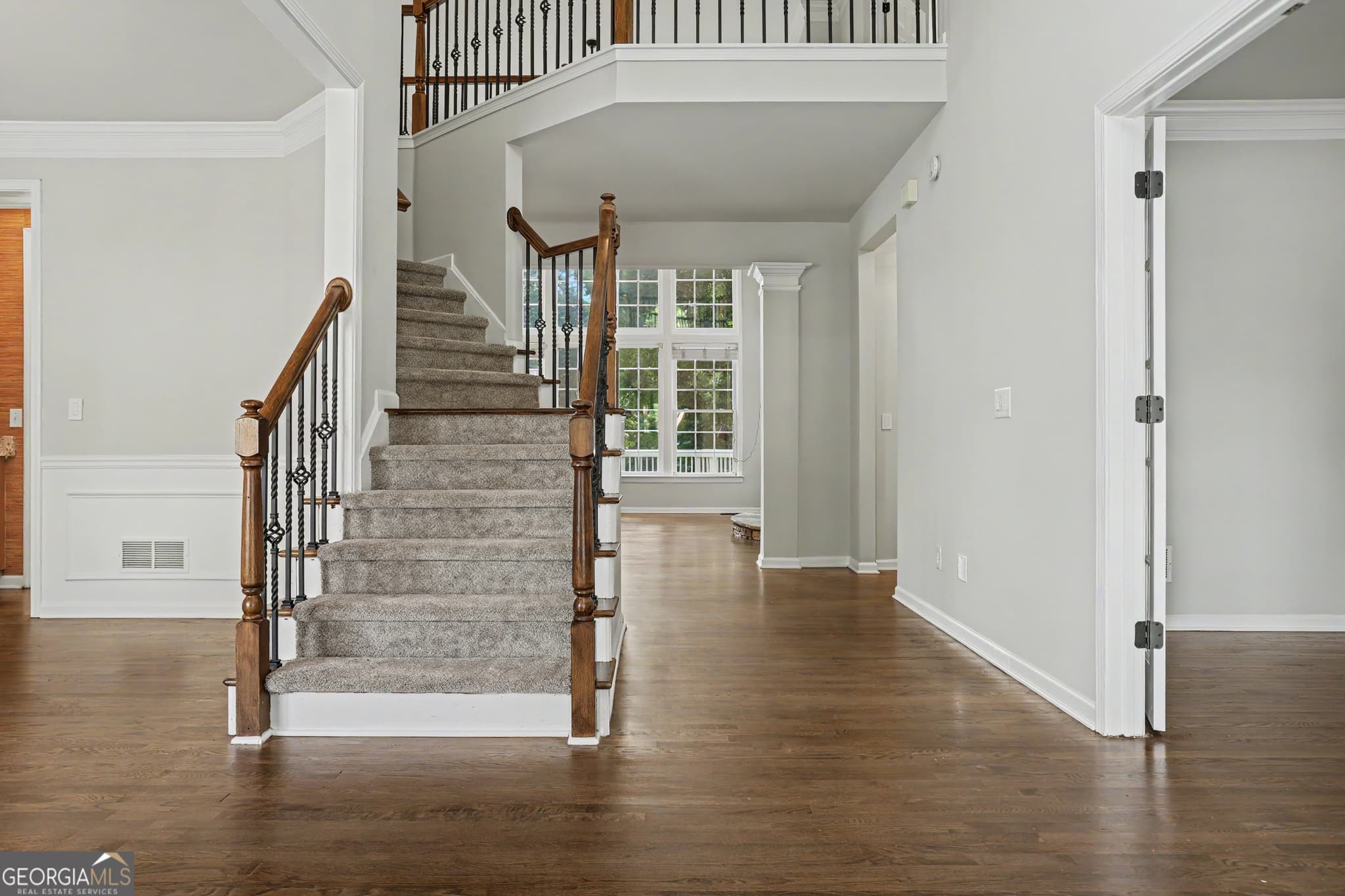 5 bedroom, 5 bathroom, 6,367 sq ft single family residence for sale at 1738 Mulberry Lake Drive, Dacula, GA 30019 — photo 5