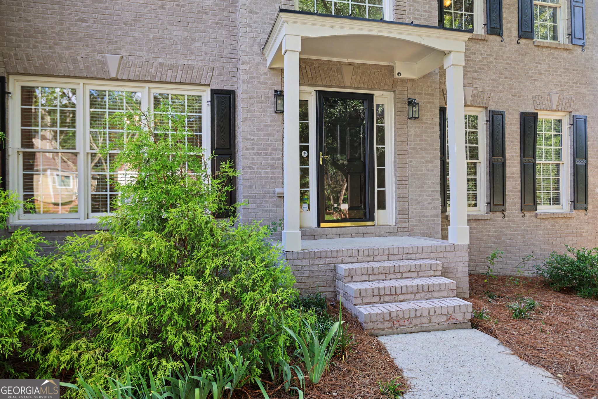 5 bedroom, 5 bathroom, 6,367 sq ft single family residence for sale at 1738 Mulberry Lake Drive, Dacula, GA 30019 — photo 4