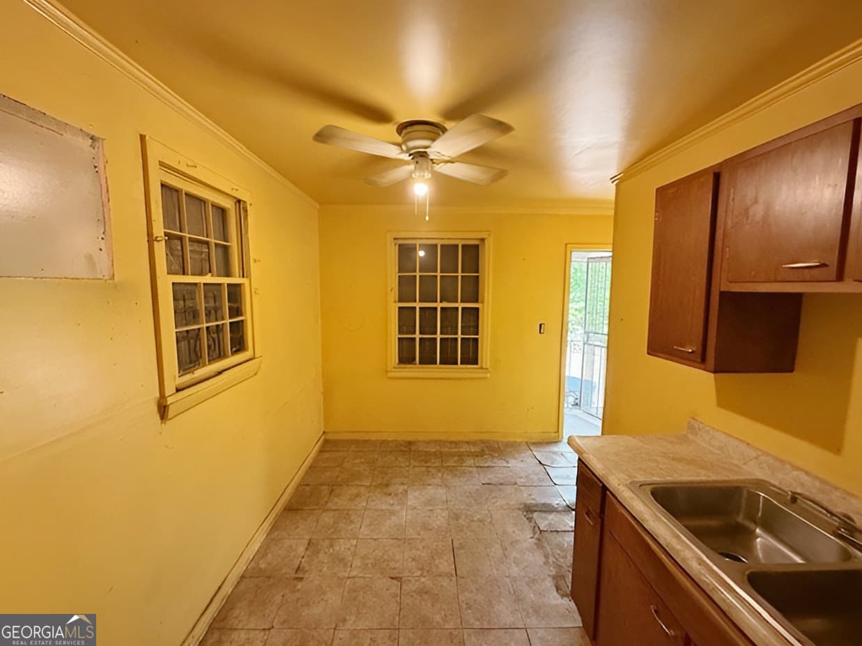 2 bedroom, 1 bathroom, 1,050 sq ft single family residence for sale at 2103 Penelope Street, Atlanta, GA 30314 — photo 7
