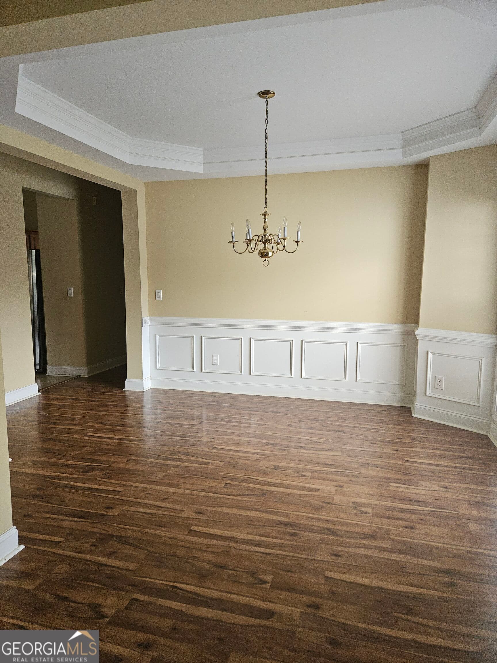 3 bedroom, 2 bathroom, 1,901 sq ft single family residence for sale at 820 Roget Court, Lawrenceville, GA 30045 — photo 4
