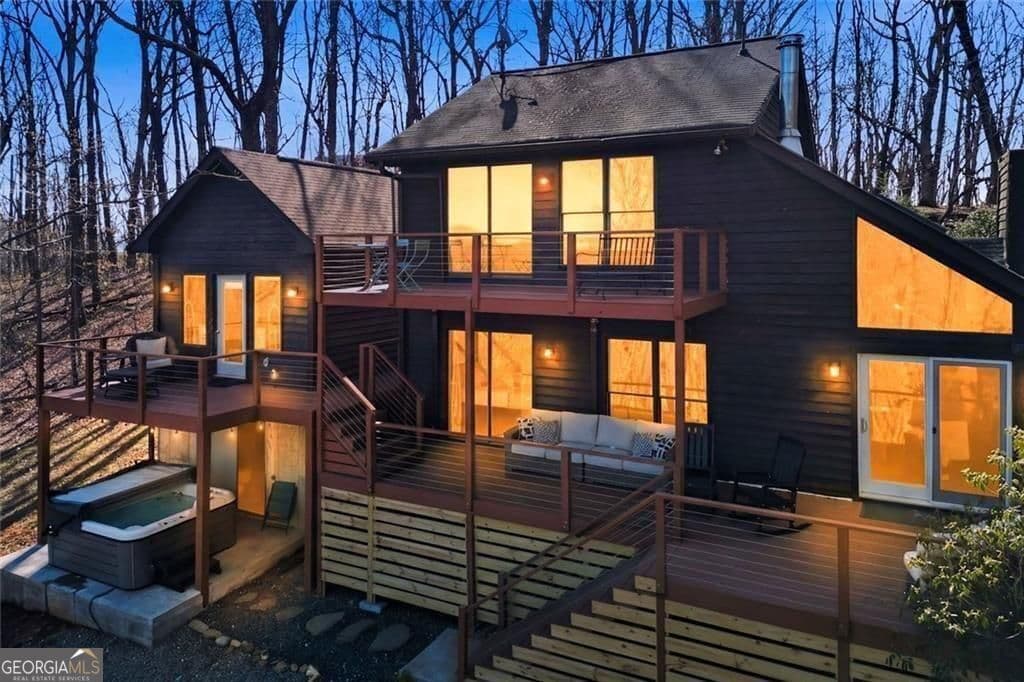 5 bedroom, 4 bathroom, 3,300 sq ft cabin,single family residence for sale at 664 Renate Drive, Jasper, GA 30143 — photo 3