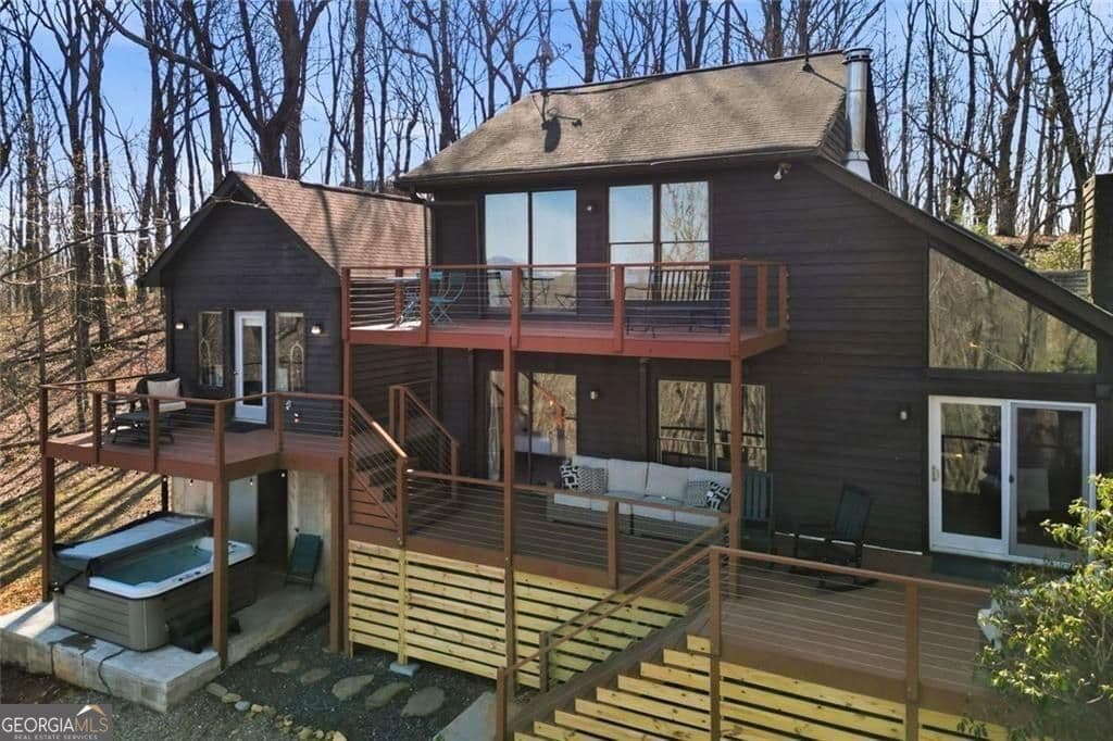 5 bedroom, 4 bathroom, 3,300 sq ft cabin,single family residence for sale at 664 Renate Drive, Jasper, GA 30143 — photo 8