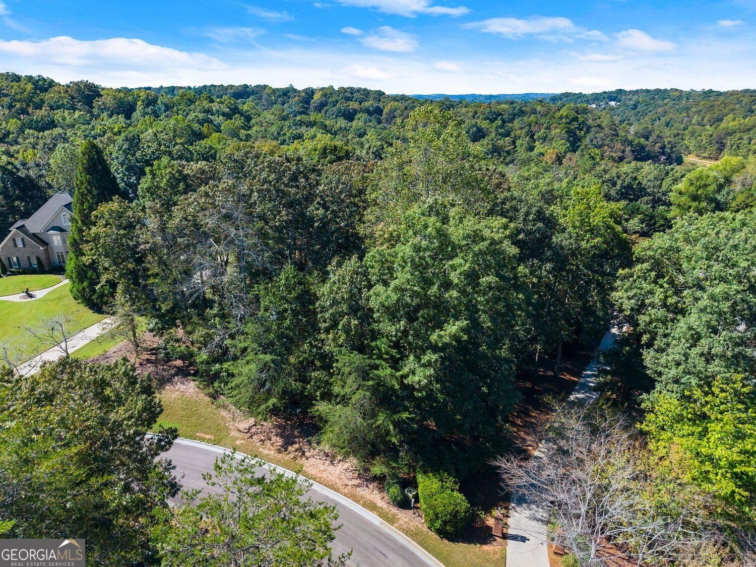 estate lot for sale at 4070 Summerhill Drive, Gainesville, GA 30506 — photo 9