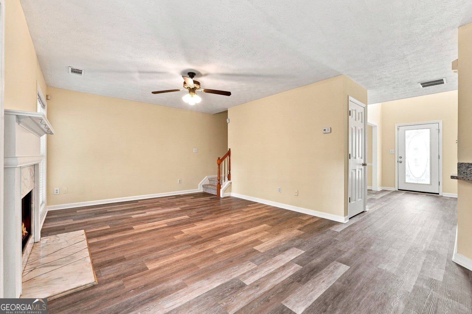 3 bedroom, 2.5 bathroom, 1,868 sq ft single family residence for rent at 964 Bexhill Drive, Lawrenceville, GA 30043 for $2,045 a month — photo 5