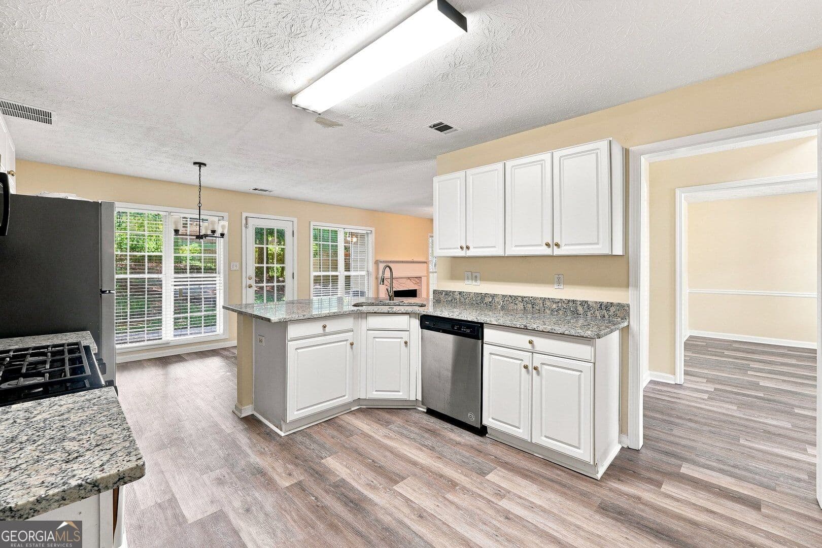 3 bedroom, 2.5 bathroom, 1,868 sq ft single family residence for rent at 964 Bexhill Drive, Lawrenceville, GA 30043 for $2,045 a month — photo 10