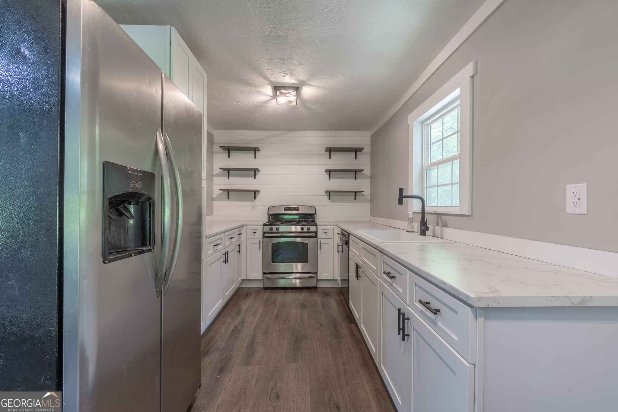 3 bedroom, 1 bathroom, 869 sq ft single family residence for sale at 717 County Road 137, Heflin, AL 36264 — photo 7