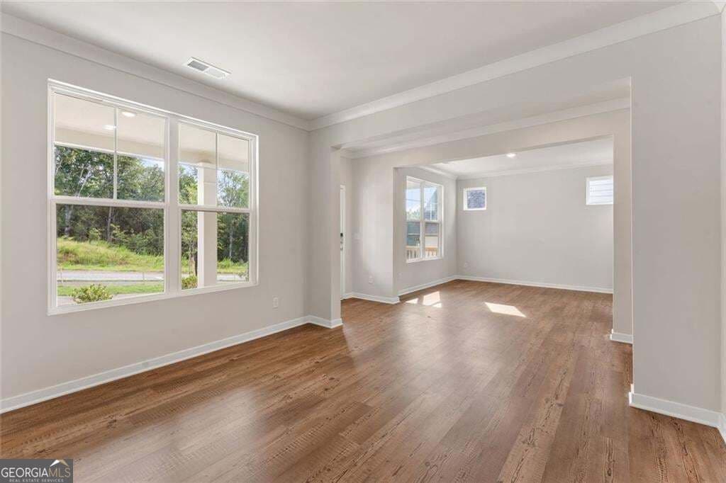 5 bedroom, 4 bathroom, 3,403 sq ft single family residence for sale at 2644 Marshwood Circle, Gainesville, GA 30507 — photo 5