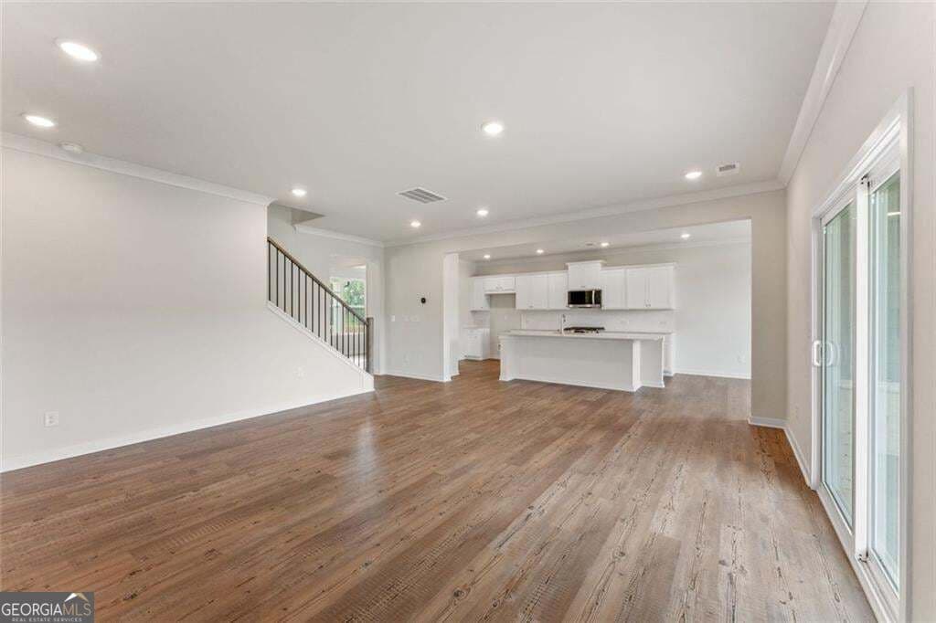 5 bedroom, 4 bathroom, 3,403 sq ft single family residence for sale at 2644 Marshwood Circle, Gainesville, GA 30507 — photo 10