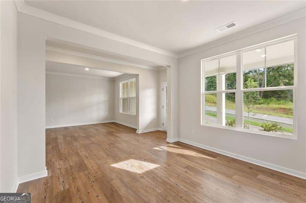 5 bedroom, 4 bathroom, 3,403 sq ft single family residence for sale at 2644 Marshwood Circle, Gainesville, GA 30507 — photo 4