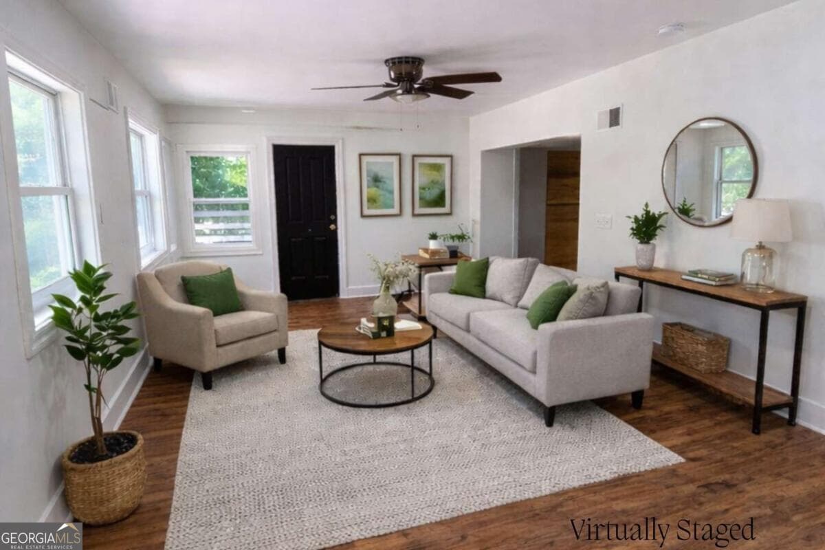 3 bedroom, 3 bathroom, 1,632 sq ft single family residence for sale at 2802 Palm Drive, East Point, GA 30344 — photo 6