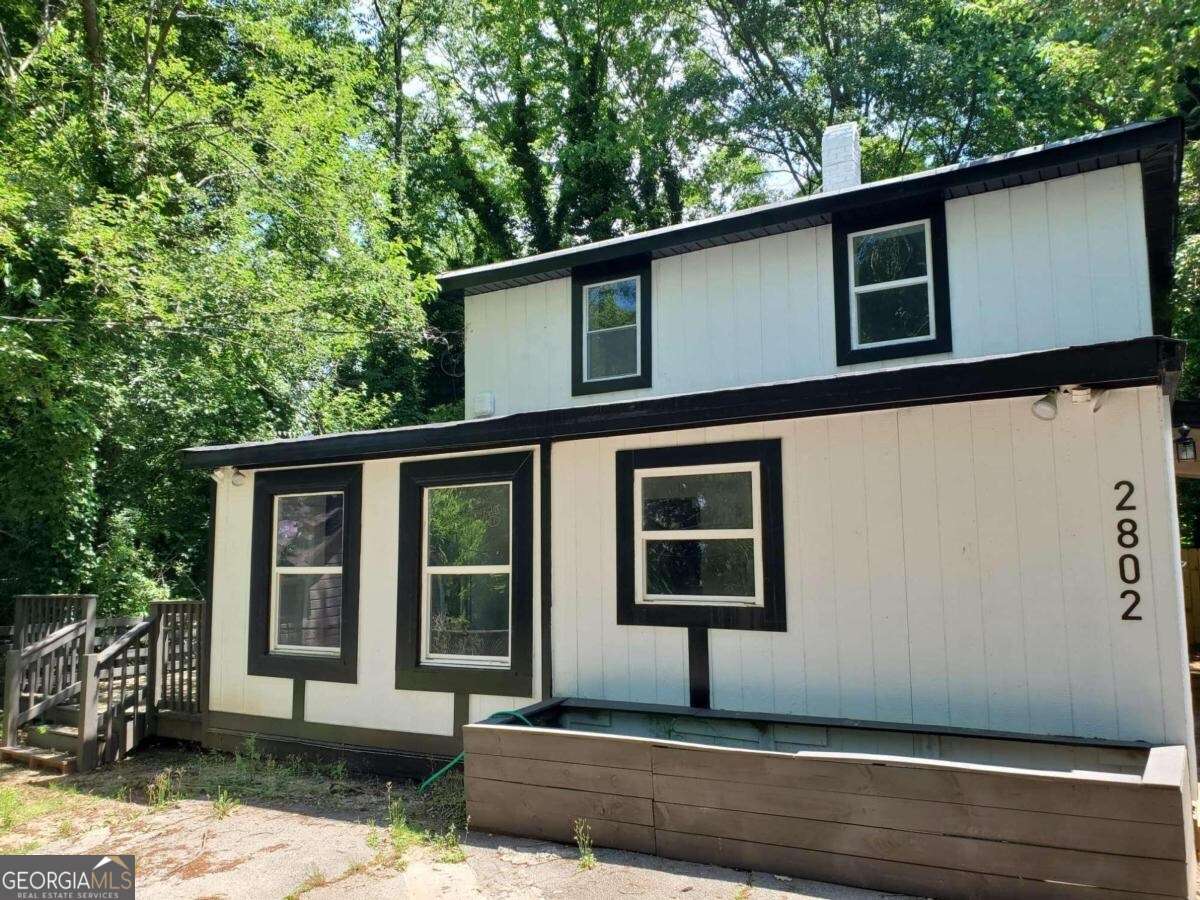 3 bedroom, 3 bathroom, 1,632 sq ft single family residence for sale at 2802 Palm Drive, East Point, GA 30344