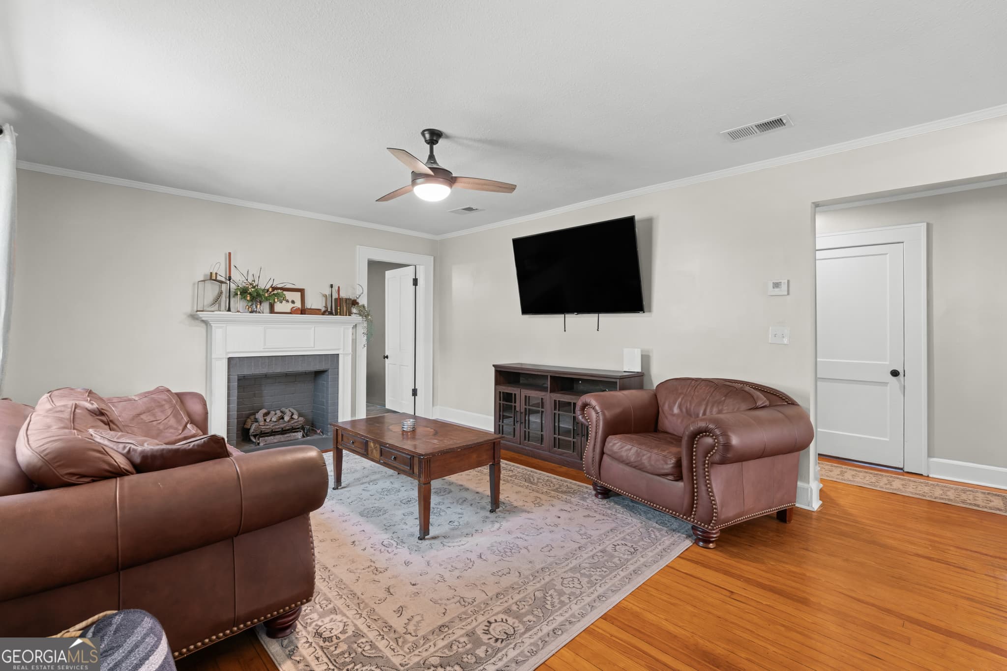 3 bedroom, 2 bathroom, 1,346 sq ft single family residence for sale at 107 Dixie Avenue, Sylvania, GA 30467 — photo 2