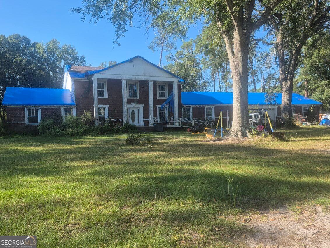 6 bedroom, 4.5 bathroom, 3,952 sq ft single family residence for sale at 18234 Valdosta Highway, Valdosta, GA 31602