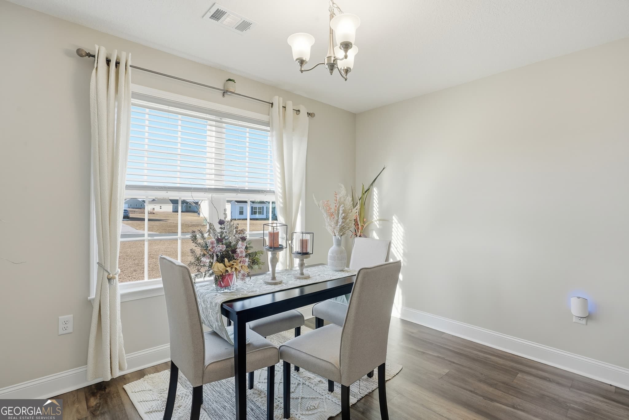 3 bedroom, 2 bathroom, 1,448 sq ft single family residence under contract at 806 Centipede Court, Statesboro, GA 30458 — photo 10