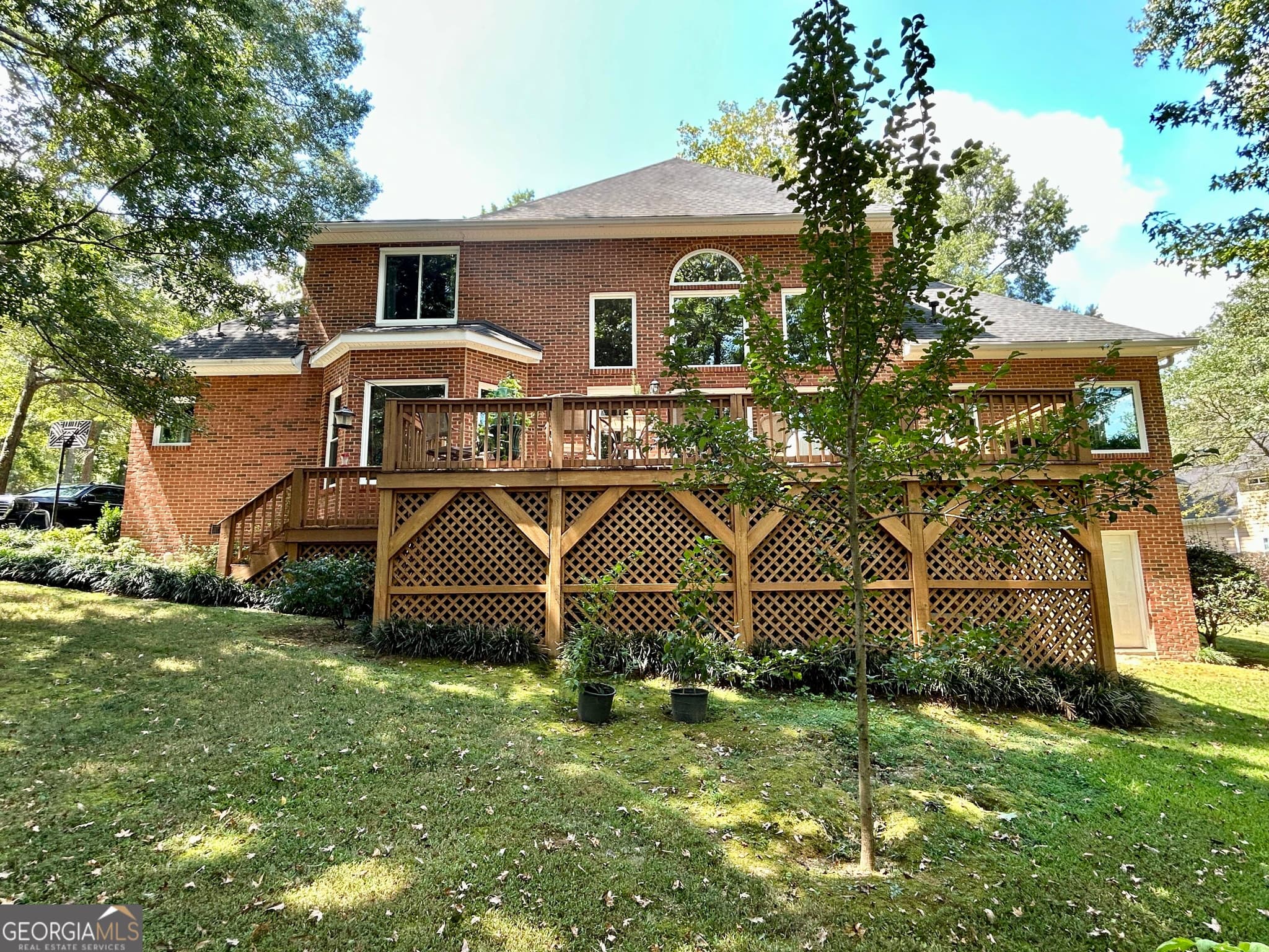 4 bedroom, 3.5 bathroom, 3,875 sq ft single family residence for sale at 193 Meadow Lakes Boulevard, Cedartown, GA 30125 — photo 2