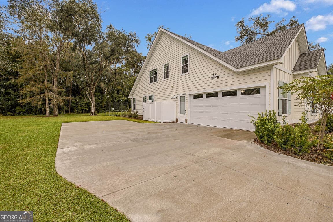 4 bedroom, 3.5 bathroom, 2,928 sq ft single family residence for sale at 164 Old Wharf Road, Brunswick, GA 31523 — photo 5