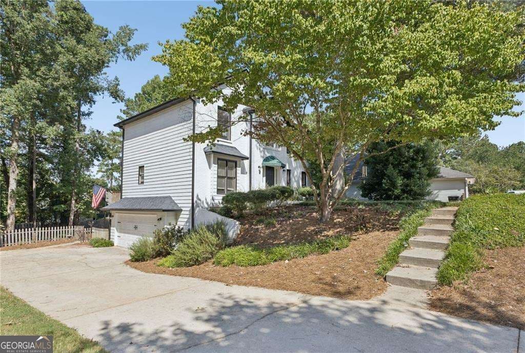 3 bedroom, 2.5 bathroom, 2,169 sq ft single family residence for sale at 188 pine branch Drive, Stockbridge, GA 30281 — photo 4