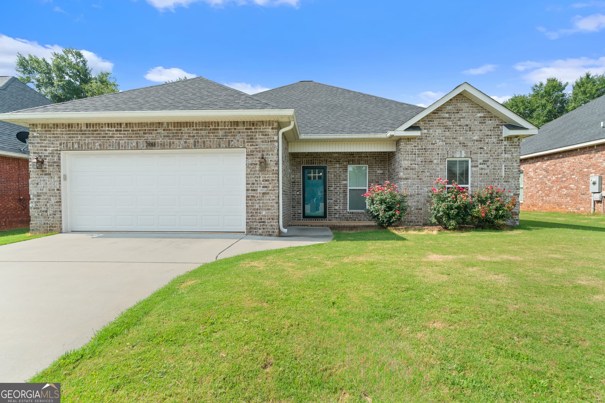 3 bedroom, 2 bathroom, 1,690 sq ft single family residence sold at 208 Asbell Way, Centerville, GA 31028