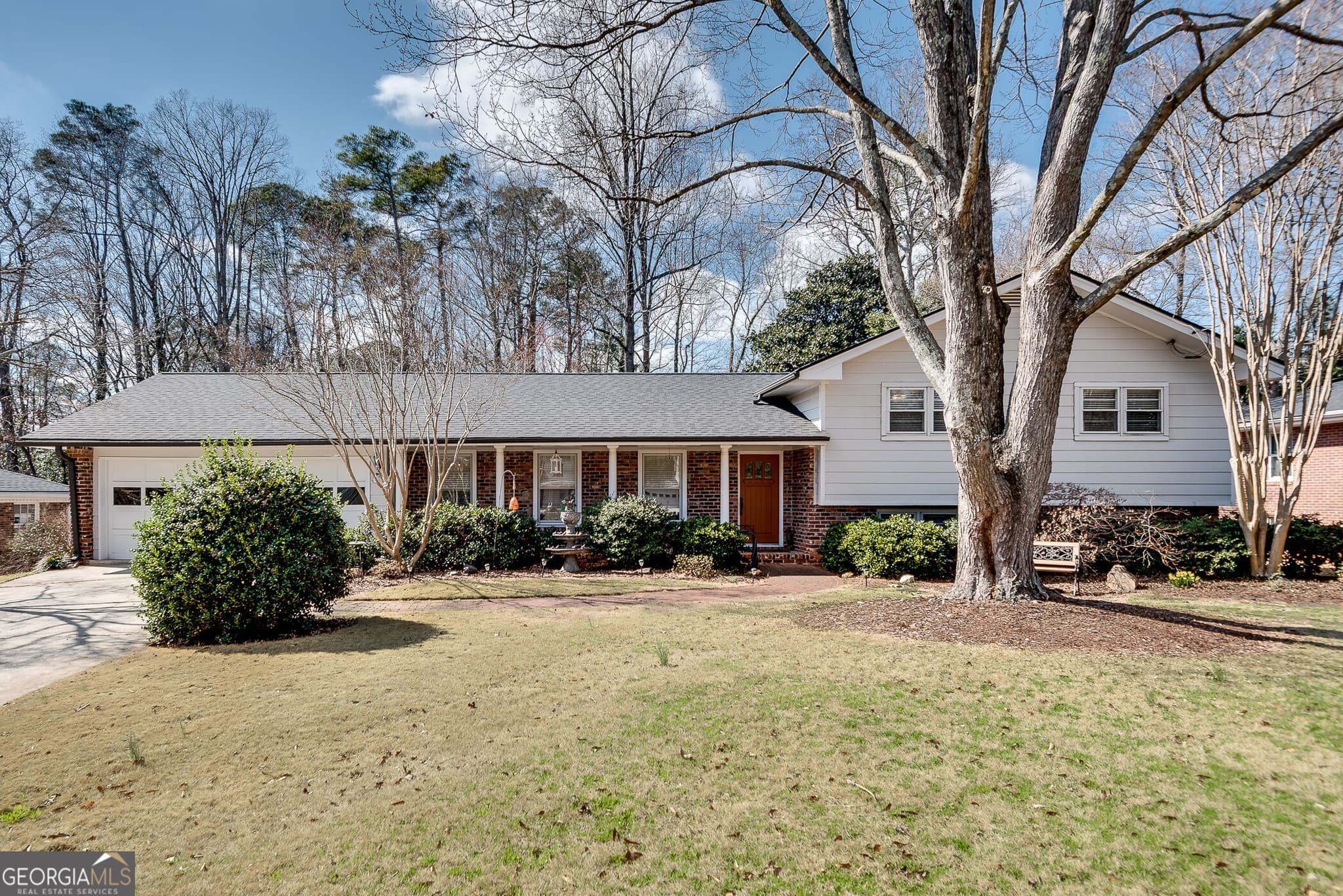 4 bedroom, 3 bathroom, 2,515 sq ft single family residence sold at 1440 Diamond Head Circle, Decatur, GA 30033