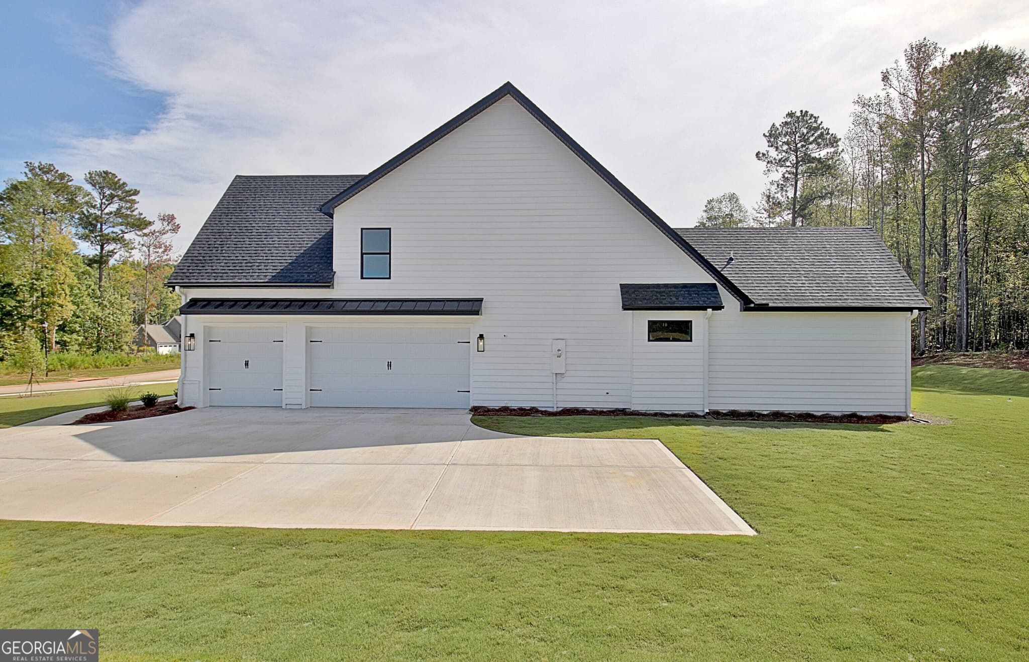 4 bedroom, 4 bathroom, 3,113 sq ft single family residence for sale at 188 Ryeland Drive, Senoia, GA 30276 — photo 8