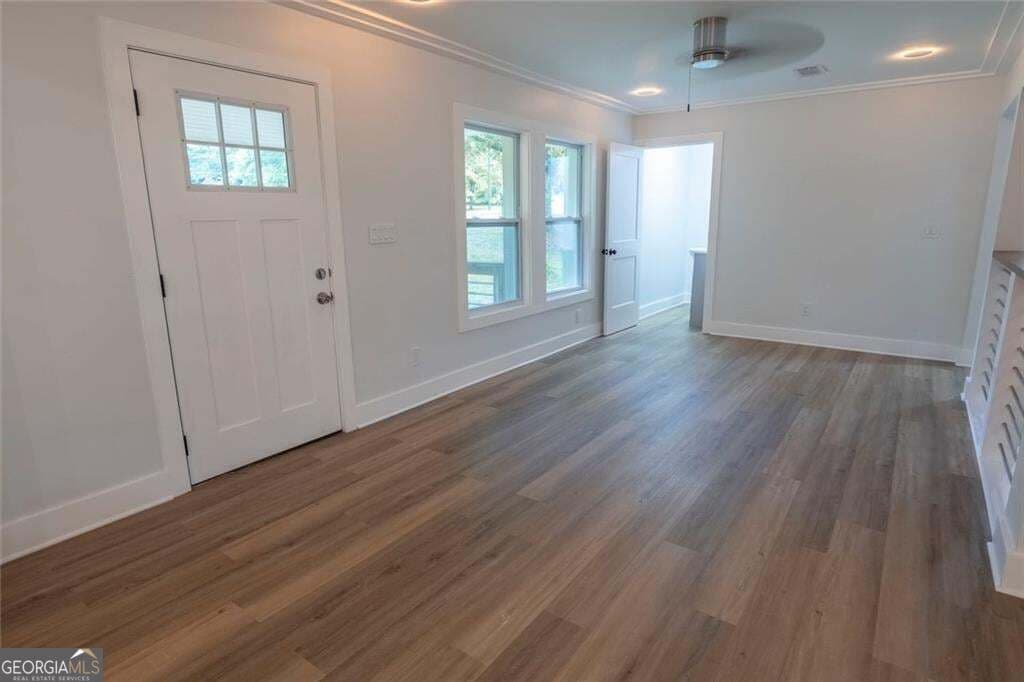 5 bedroom, 3 bathroom, 2,576 sq ft single family residence for sale at 2128 Kimberly Road, Atlanta, GA 30331 — photo 6