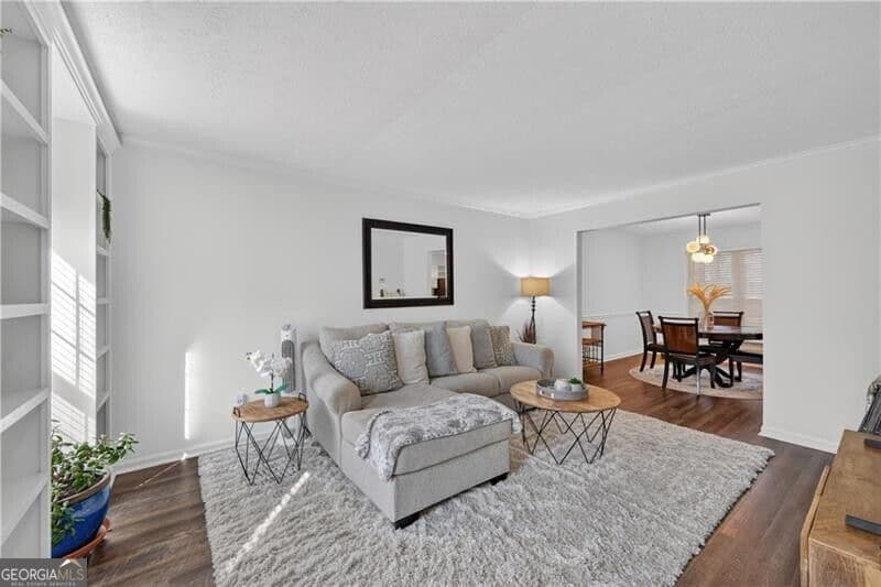 2 bedroom, 2.5 bathroom townhouse for sale at 3 Spring Green Place, Atlanta, GA 30318 — photo 1 of 31