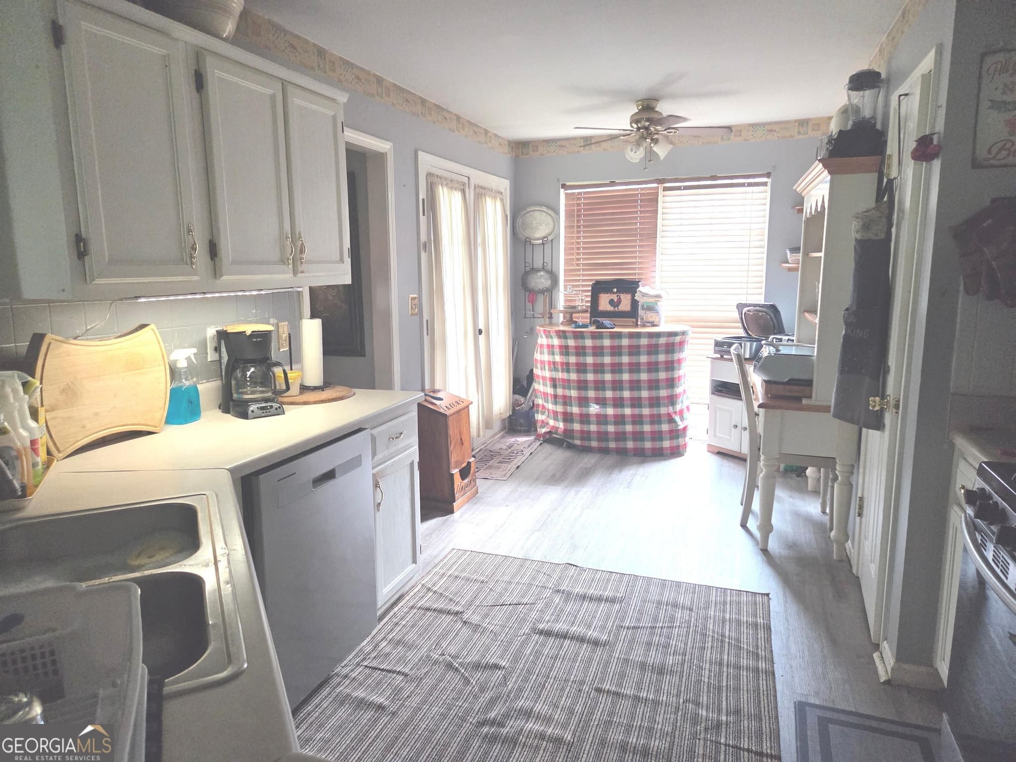 3 bedroom, 2 bathroom, 1,379 sq ft single family residence for sale at 9 Dogwood Ridge, Hampton, GA 30228 — photo 7