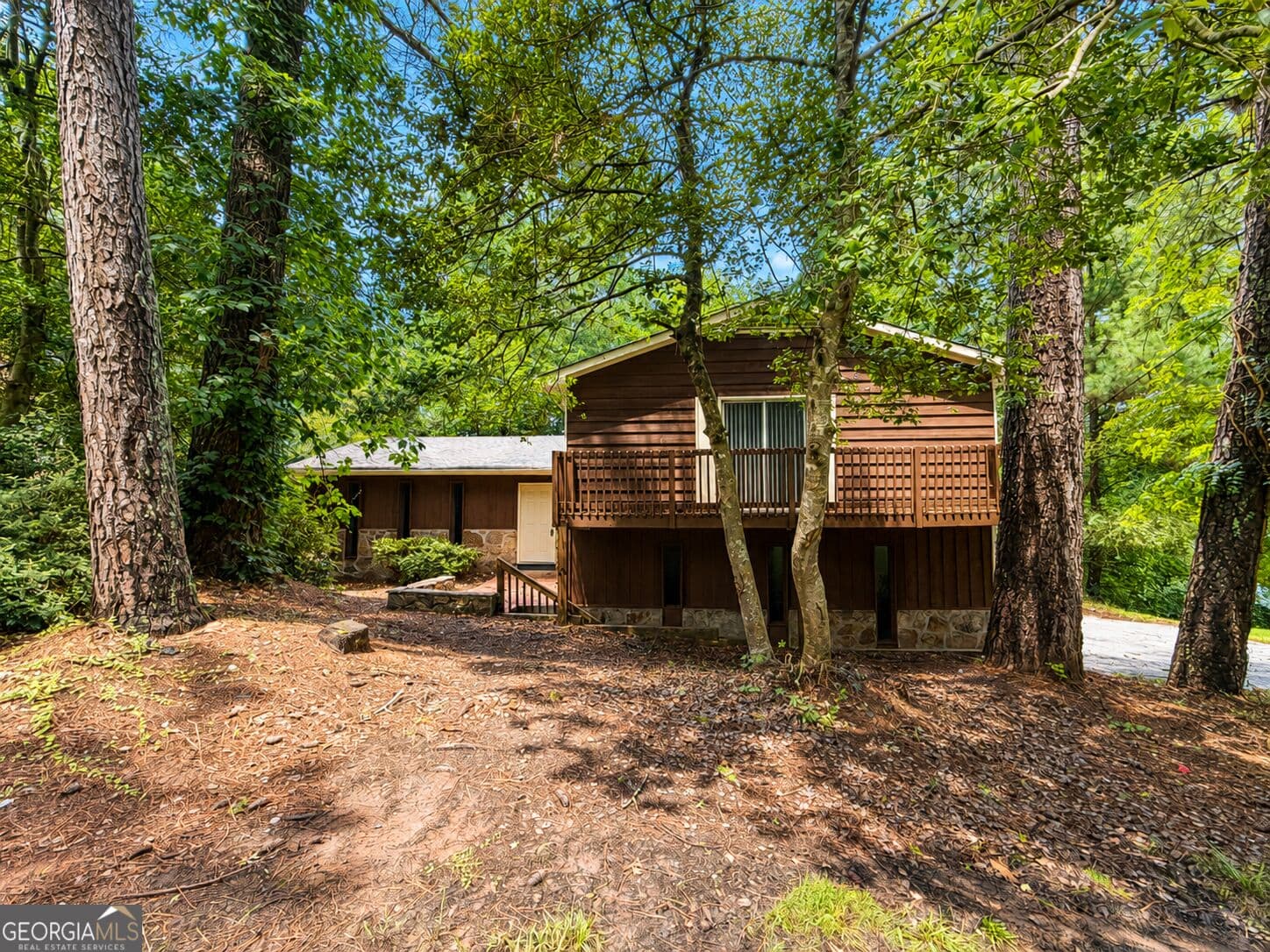 4 bedroom, 2.5 bathroom, 2,022 sq ft single family residence for rent at 5776 Windermere Court, Lithonia, GA 30038 for $1,695 a month — photo 1 of 1