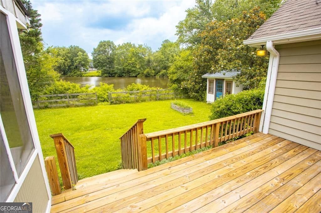 3 bedroom, 2 bathroom, 1,556 sq ft single family residence for sale at 4960 Shipp Road, Powder Springs, GA 30127 — photo 2