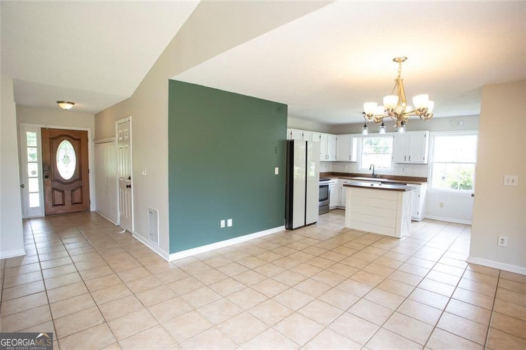 3 bedroom, 2 bathroom, 1,556 sq ft single family residence for sale at 4960 Shipp Road, Powder Springs, GA 30127 — photo 10